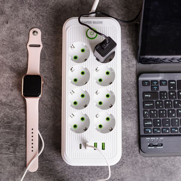 Мережевий фільтр подовжувач на 8 розеток з 3 USB 1 Type-C та кнопкою відключення F20U 2.8 м Білий HP-5-27 HP-5-27 фото