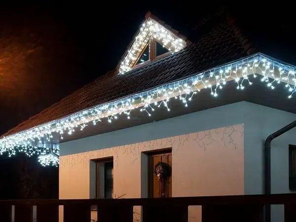 Новорічна святкова гірлянда бахрома 120 Led прозорий провід 3х0.5 м Dyd4141 фото